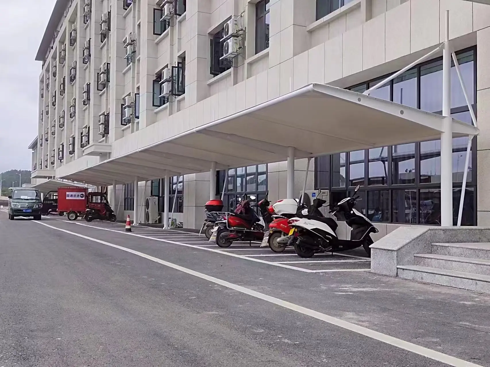 贵州金沙膜结构车棚采购避坑指南，本地源头工厂怎么选？